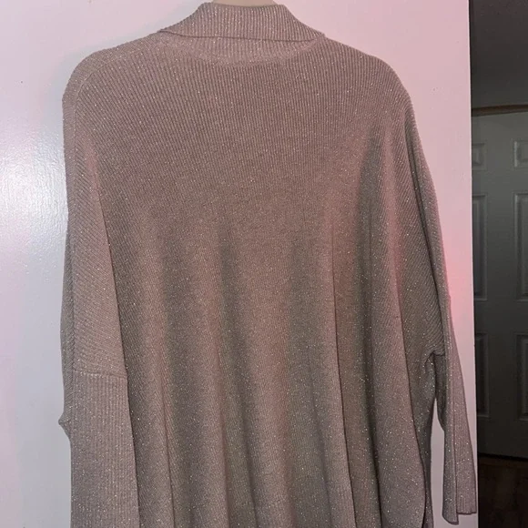 NWT. Woman’s Sparkling Tommy Bahama 1/4 zip sweater. In a cream color. Size XL. - Picture 7 of 7